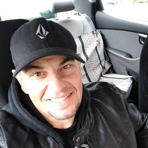 Meet your Posher, Emol